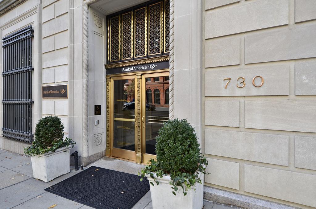 Bridgestreet At Woodward Building Aparthotel Washington Bagian luar foto